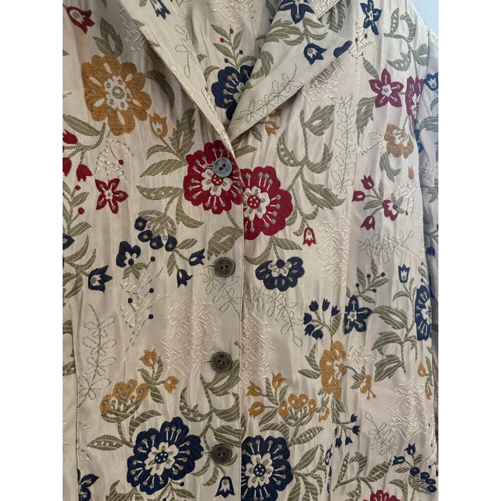 Alfred Dunner floral tapestry blazer jacket in a beige multi-color size 18W - Picture 2 of 4
